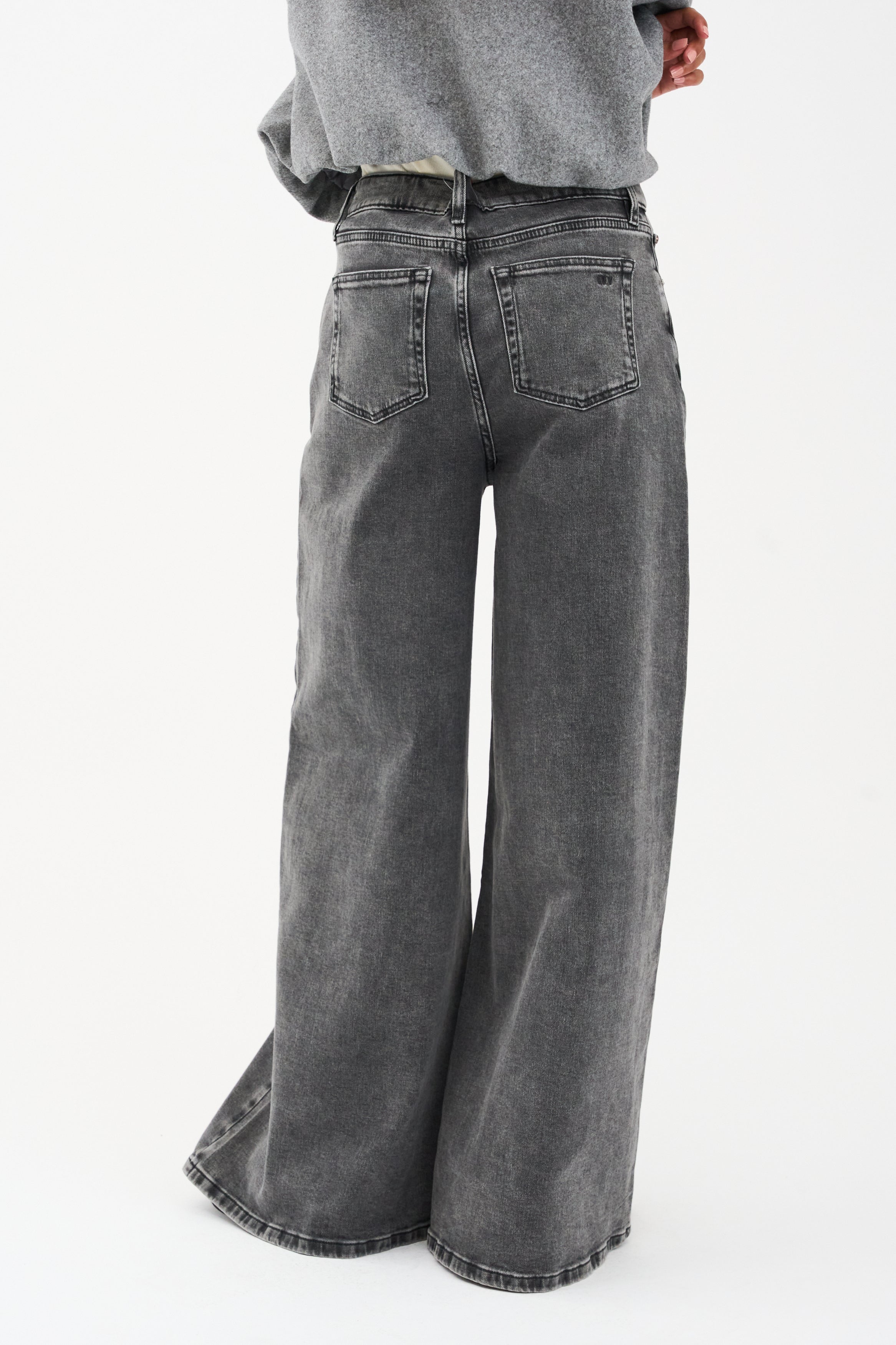 IVY Copenhagen IVY-Tyla Oversize Jeans Wash Faded Grey Cannes Jeans & Pants 8 Grey